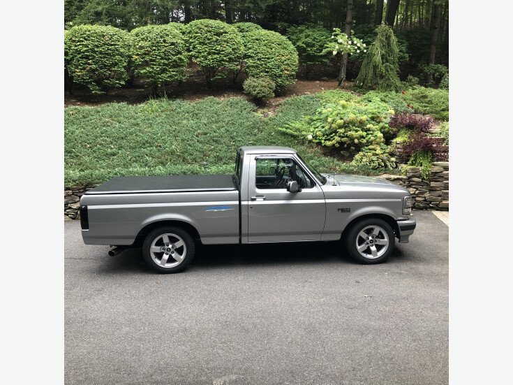 Thumbnail Photo undefined for 1993 Ford F150 2WD Regular Cab Lightning
